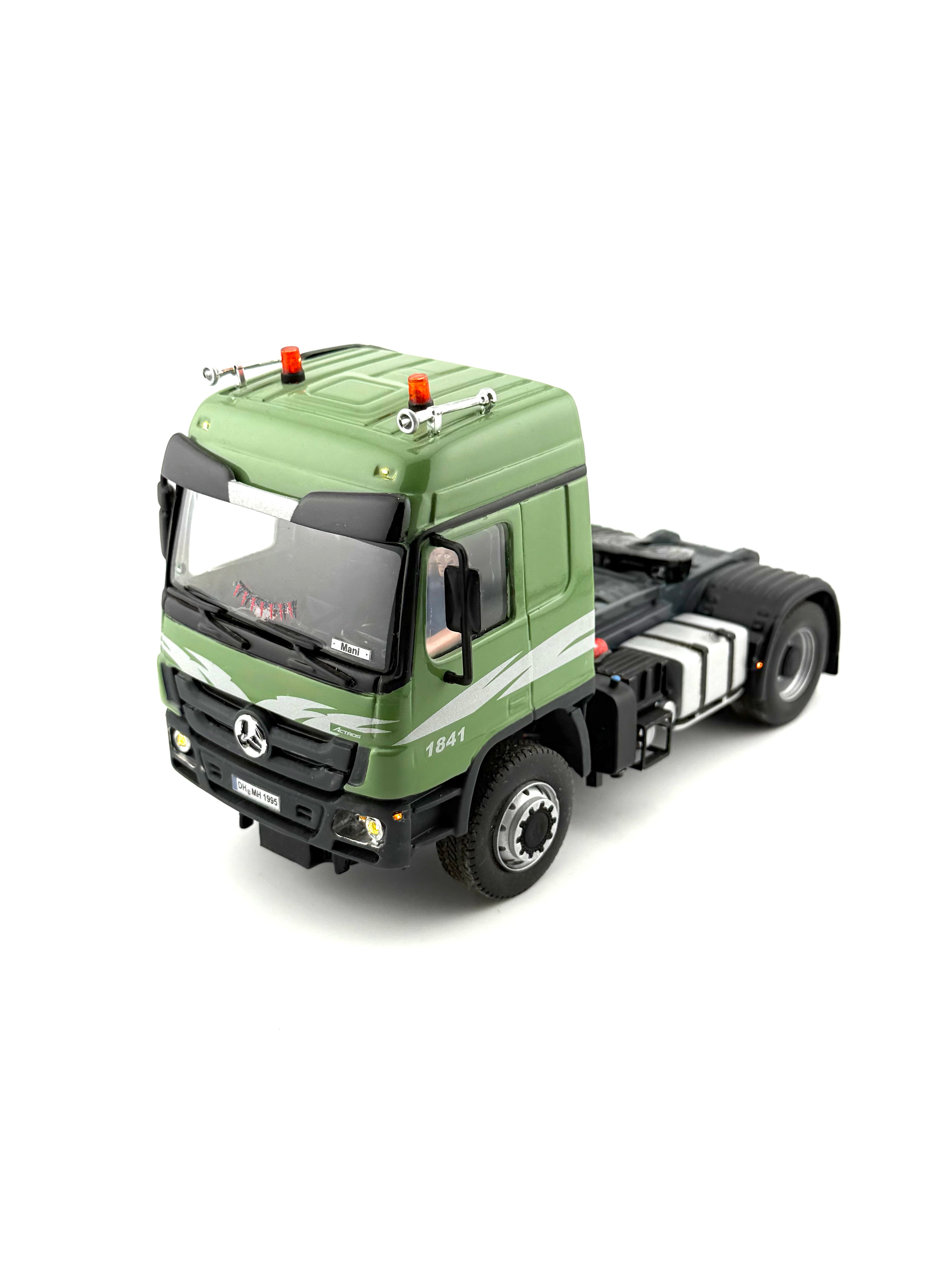 SIKU CONTROL Umbau Mercedes Actros MP3 mit RKL4