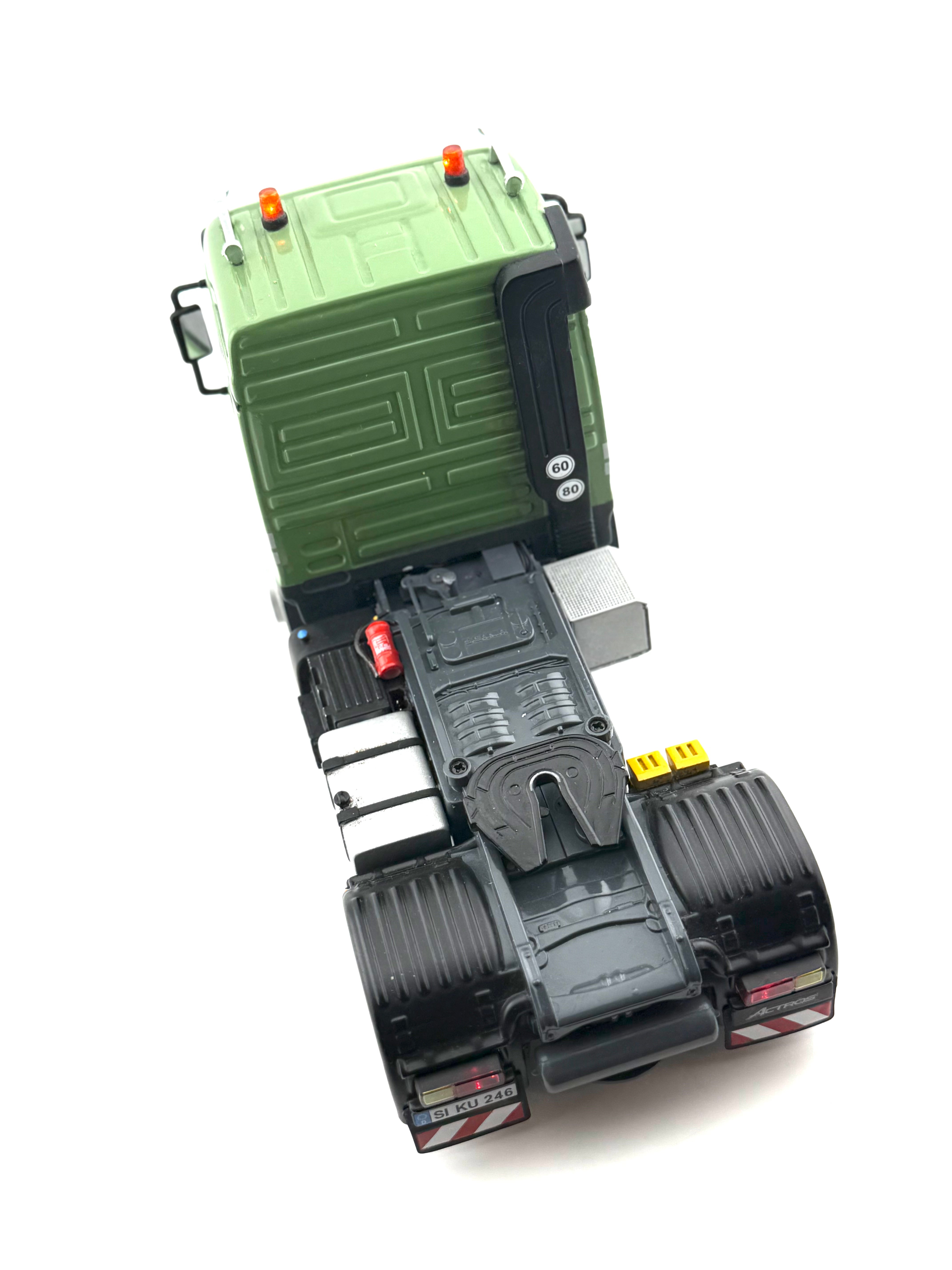 SIKU CONTROL Umbau Mercedes Actros MP3 mit RKL4