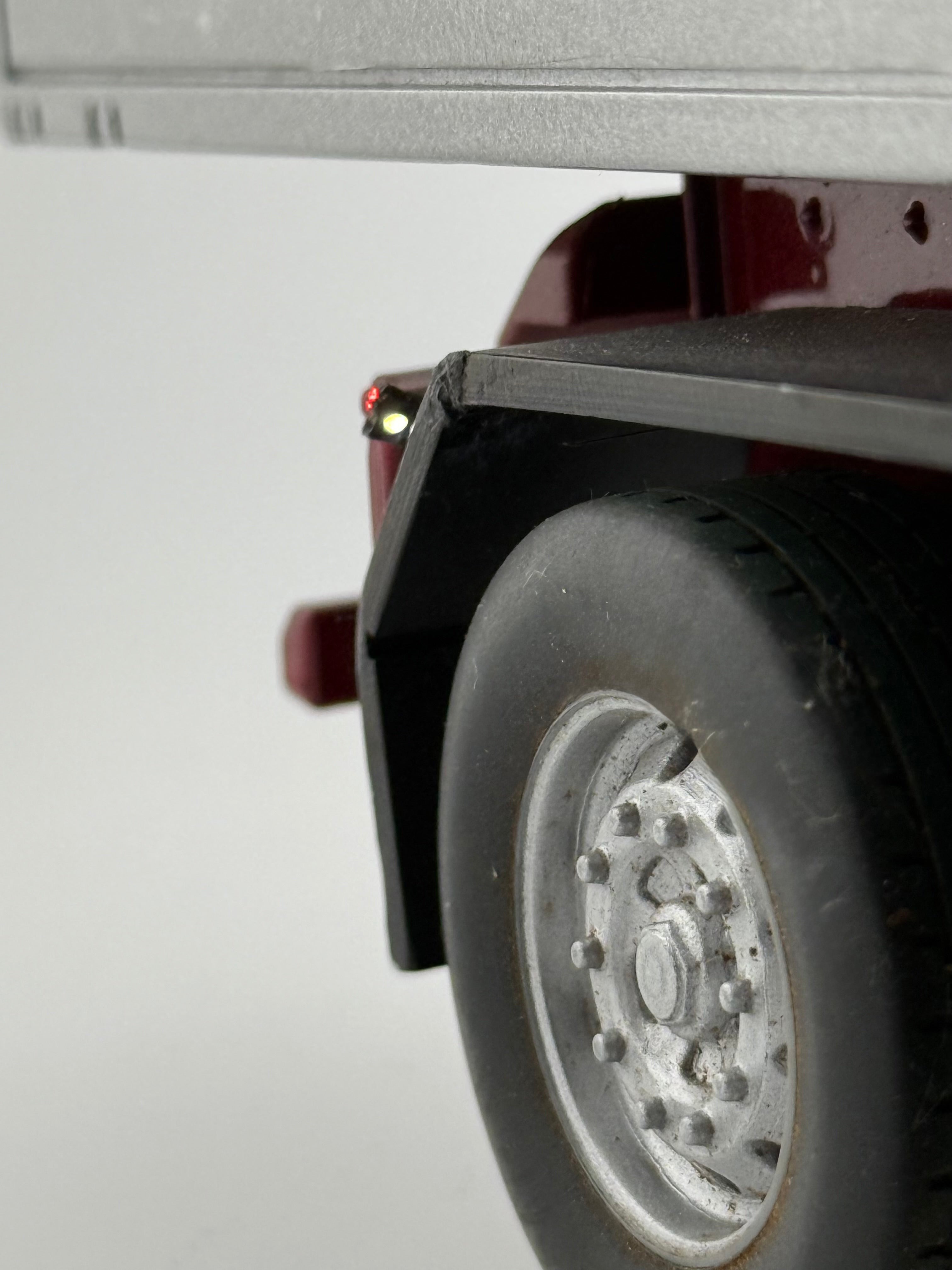 SIKU CONTROL 6727 Schmitz Kipper Umbau in 1:32