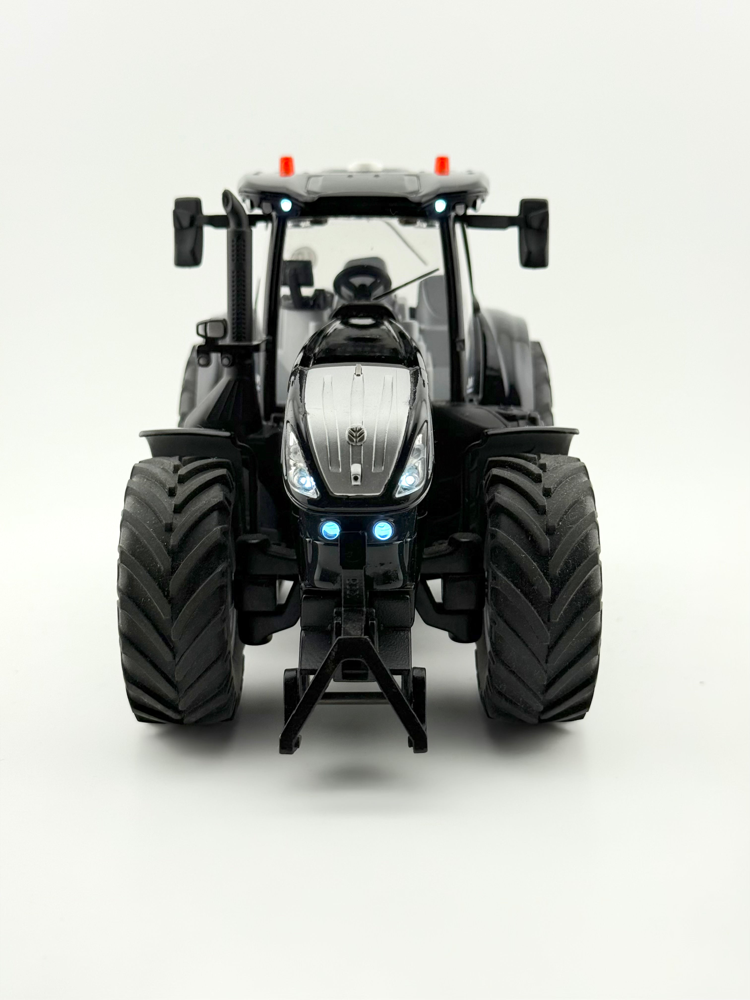 New Holland SIKU Control 6738 Umbau