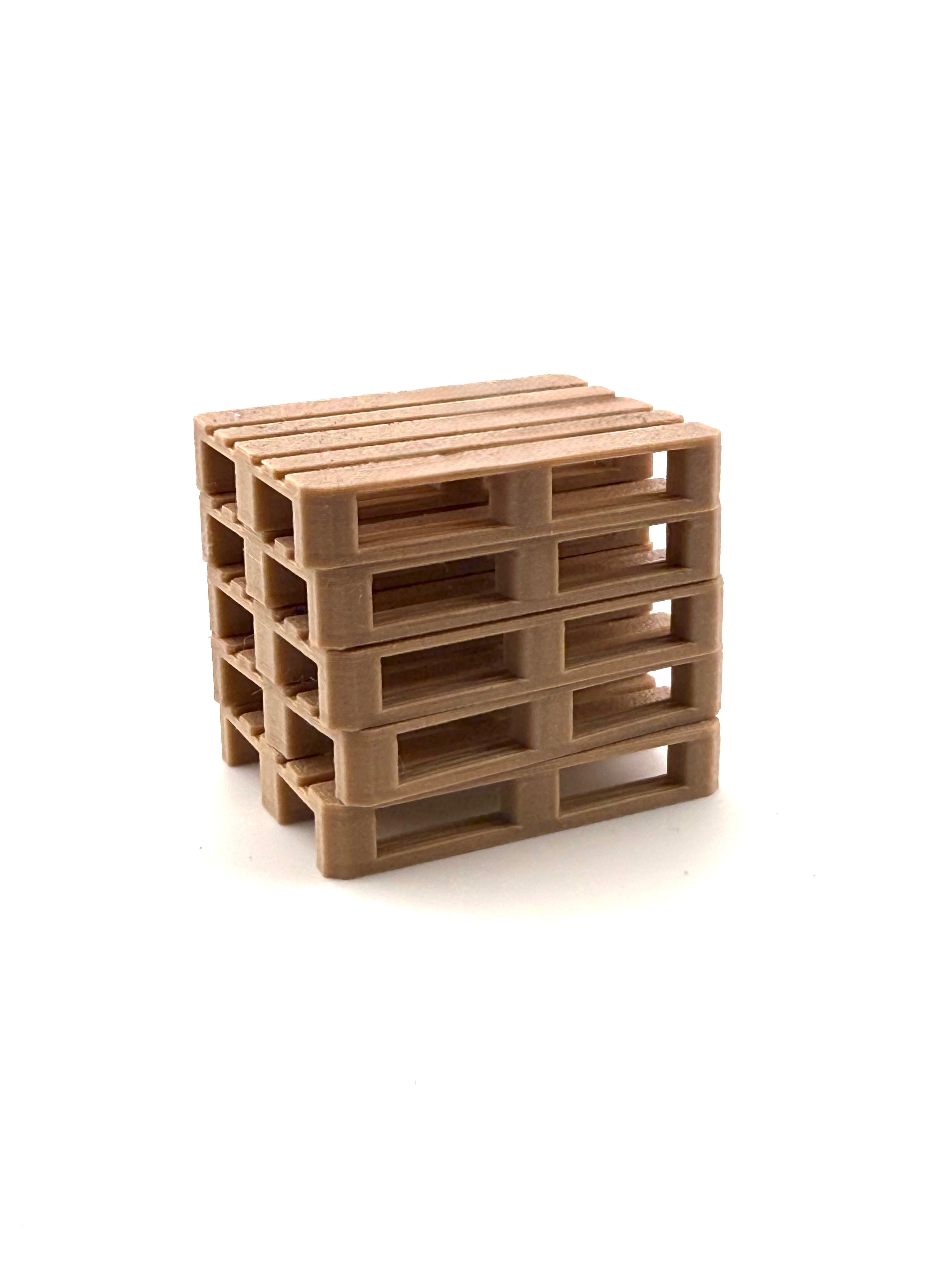 Euro Paletten 1:32 gestapelt Frontansicht Modellbau Zubehör