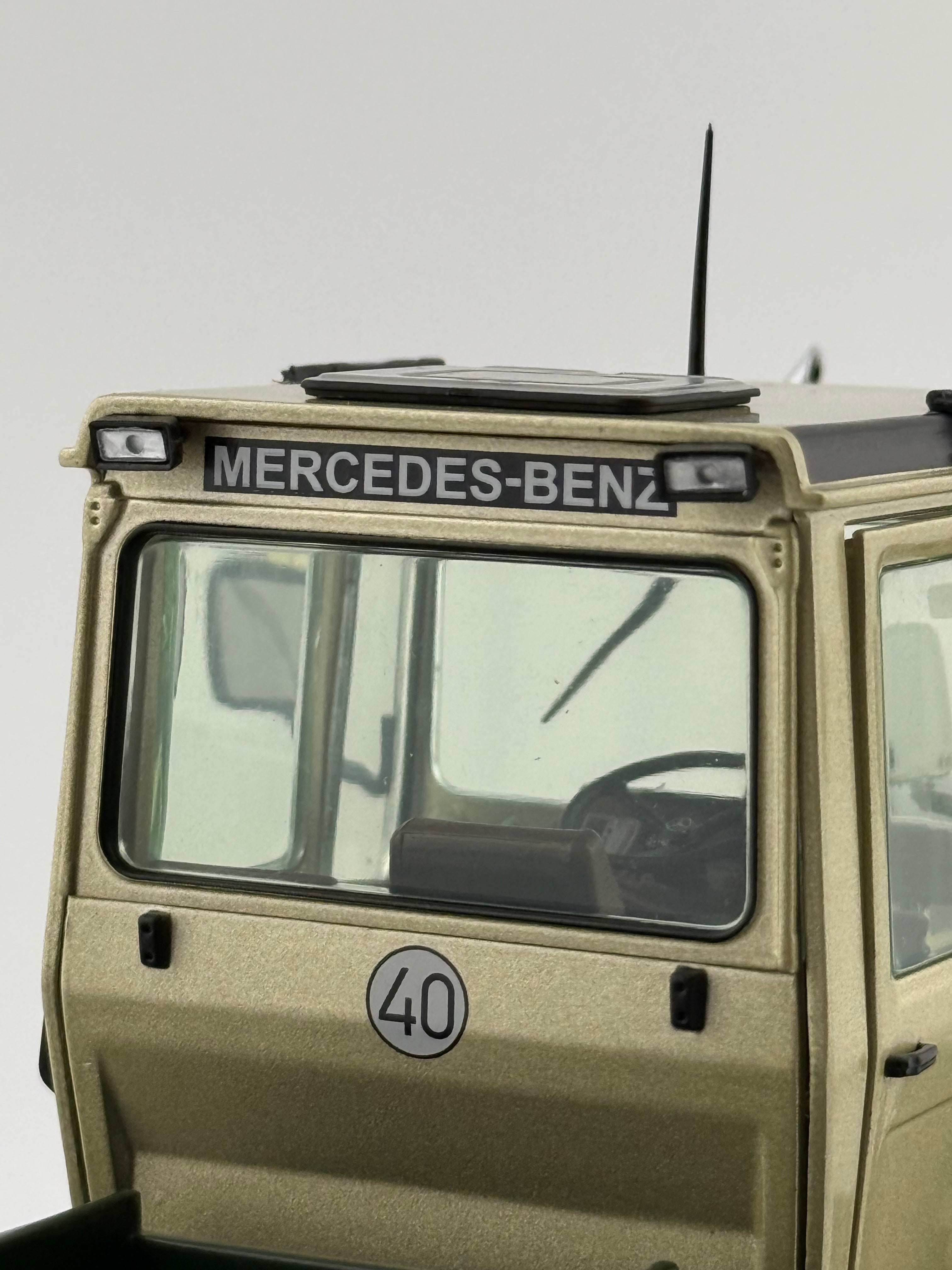 MB trac 1100 Kabine Detail 1:32 Weise Toys Modell