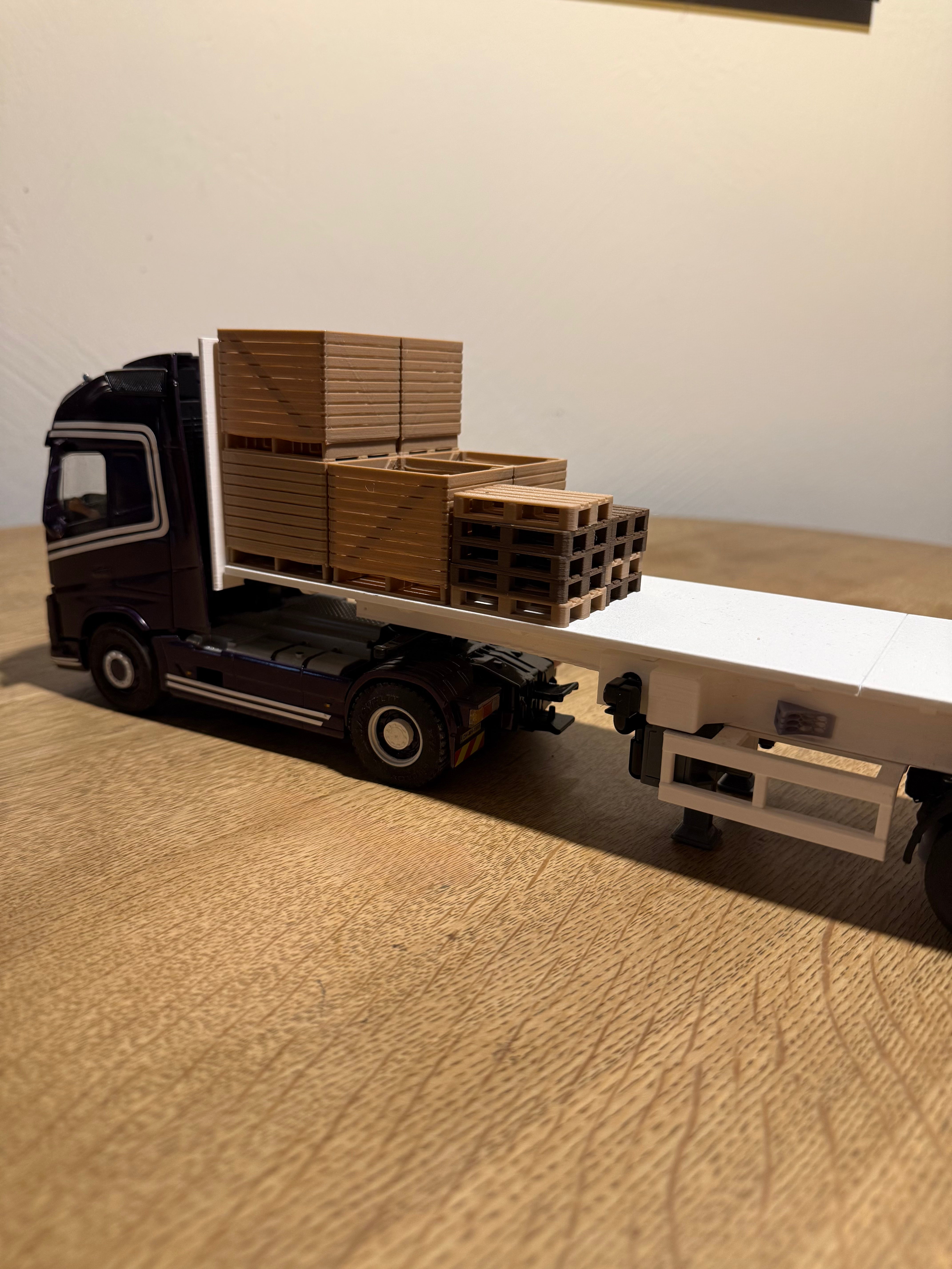 Sattelauflieger 1 32 beladen Modellbau Anhänger