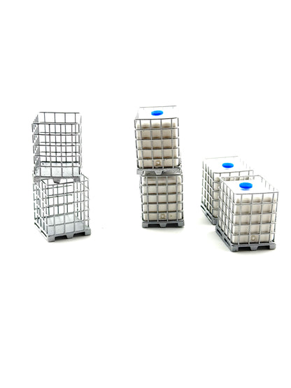 IBC Tanks mit Gitterbox und Deckel in verschieden Masstäben