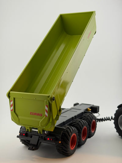 Siku Control 6780 Dreiachs-Kipper Umbau mit Seitenlampen und erhöten Kippwinkel in Claas Optik 1:32