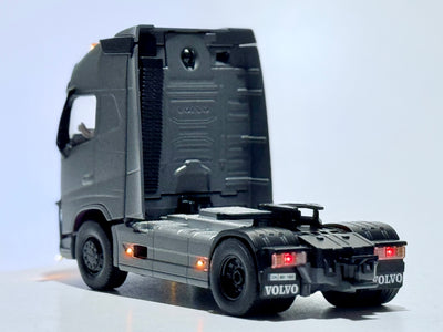 SIKU CONTROL 6731 Volvo Umbau in Audi Nardograu matt mit RKL 4