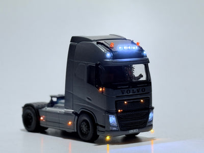 SIKU CONTROL 6731 Volvo Umbau in Audi Nardograu matt mit RKL 4