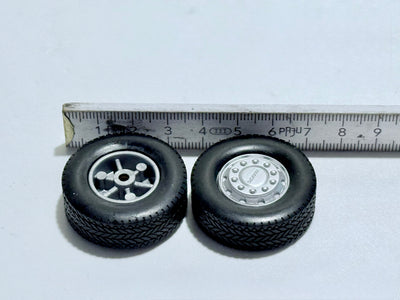 SIKU CONTROL 6725 Scania Vorderreifen (paar) Reifen passt auch an Volvo und MAN