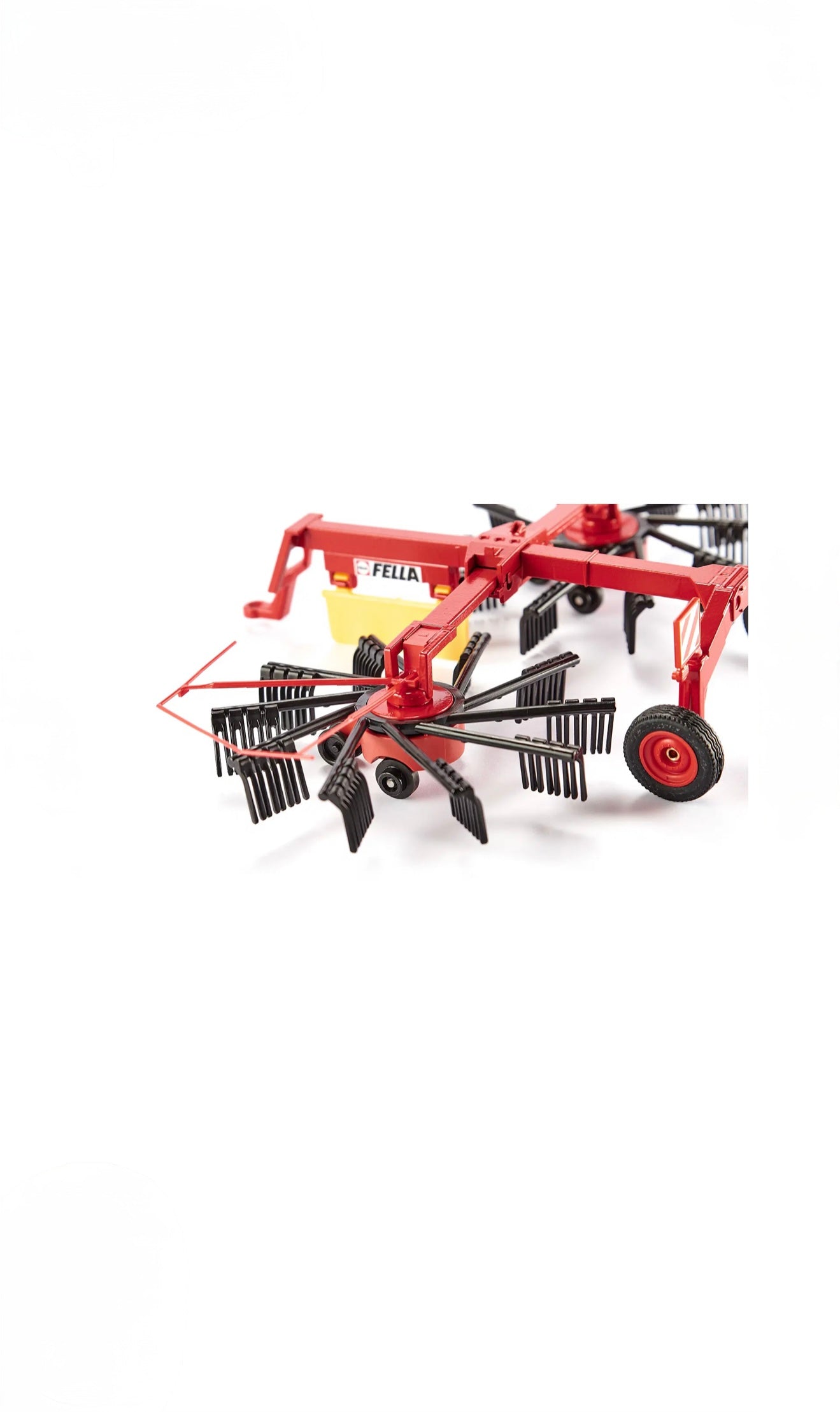 SIKU FARMER 2451 Fella Schwader (1:32)