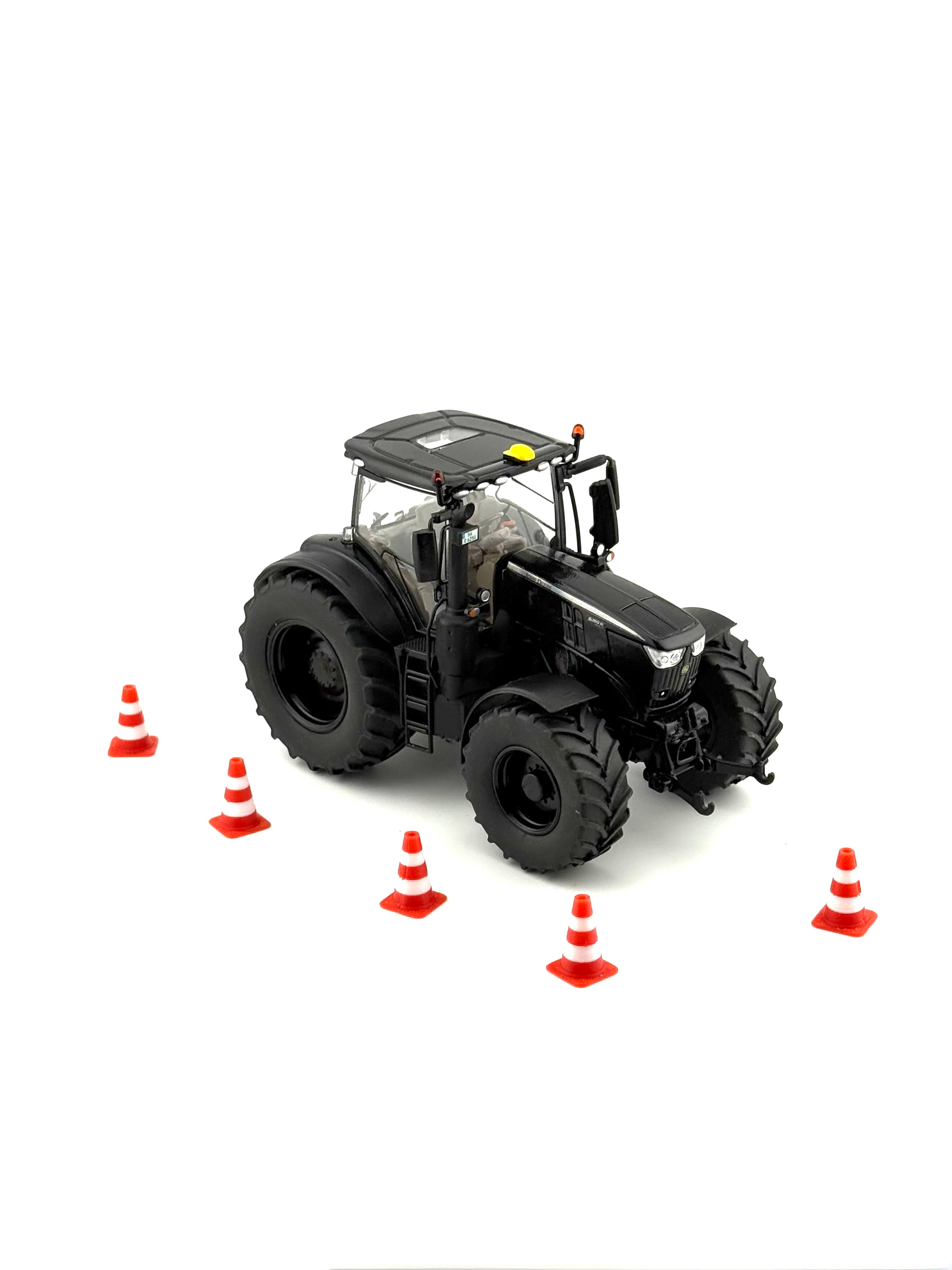 Pylonen / Baustellenkegel in verschiedenen Maßstäben ( 5er Pack )