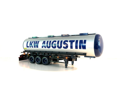 Sprittanker Seitenansicht in silber mit blauer Werbung LKW AUGUSTIN