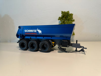 Seitenansicht:
Kipper in blau, Felgen in schwarz