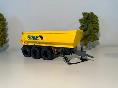 Seitenansicht:
Kipper in gelb, Felgen in schwarz