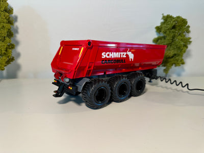 Seitenansicht:
Kipper in rot, Felgen in schwarz