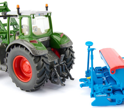 Fendt 728 Vario Modellbau im Maßstab 1:32 Heckansicht 