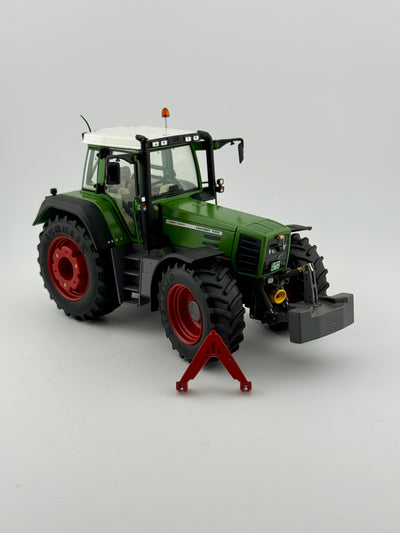 Fendt Favorit 926 Vario Gen. I von Weise Toys 1025 im Maßstab 1:32 – Frontansicht