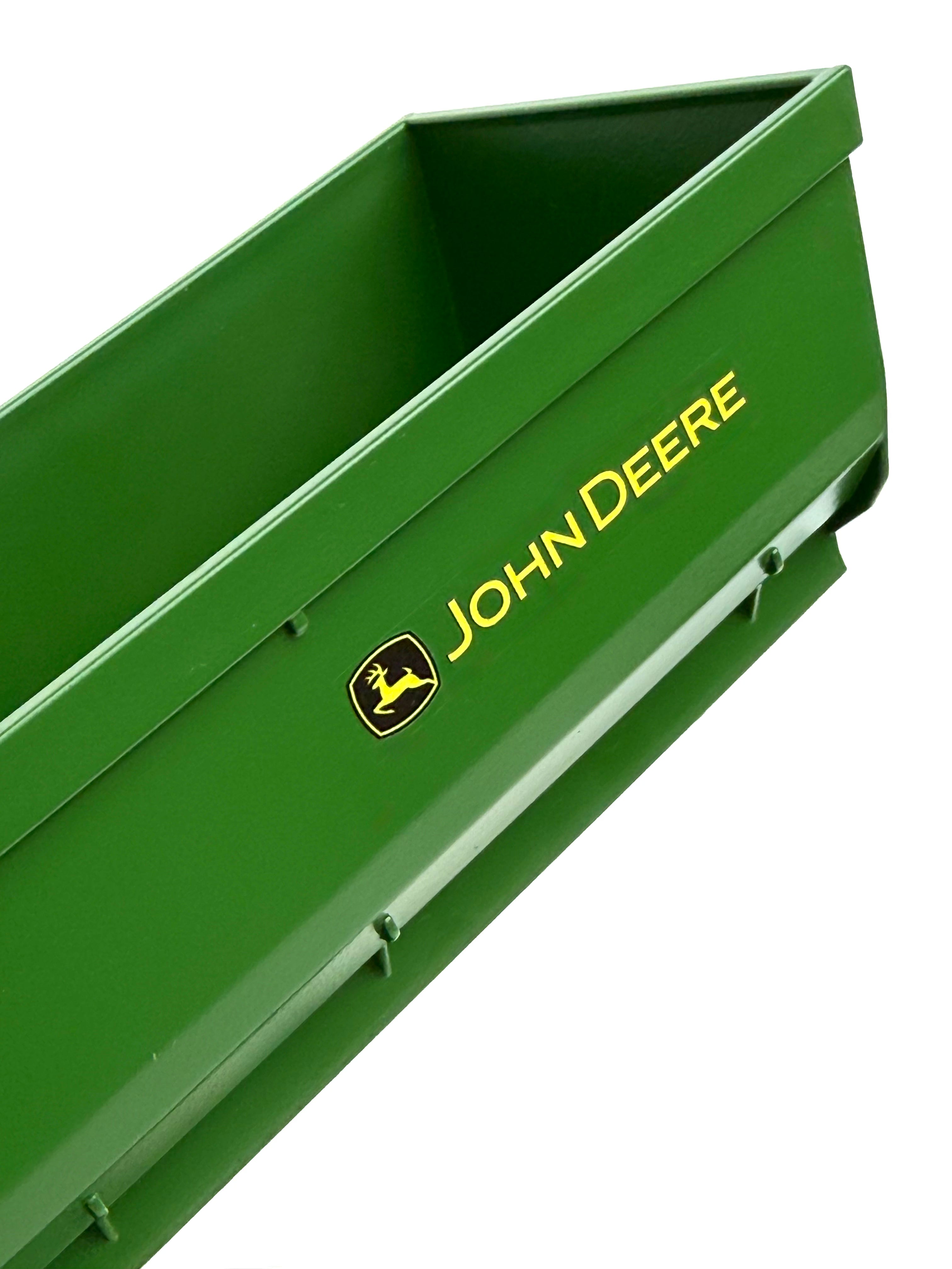 John Deere Logo Kipper Detail 1:32 Modell