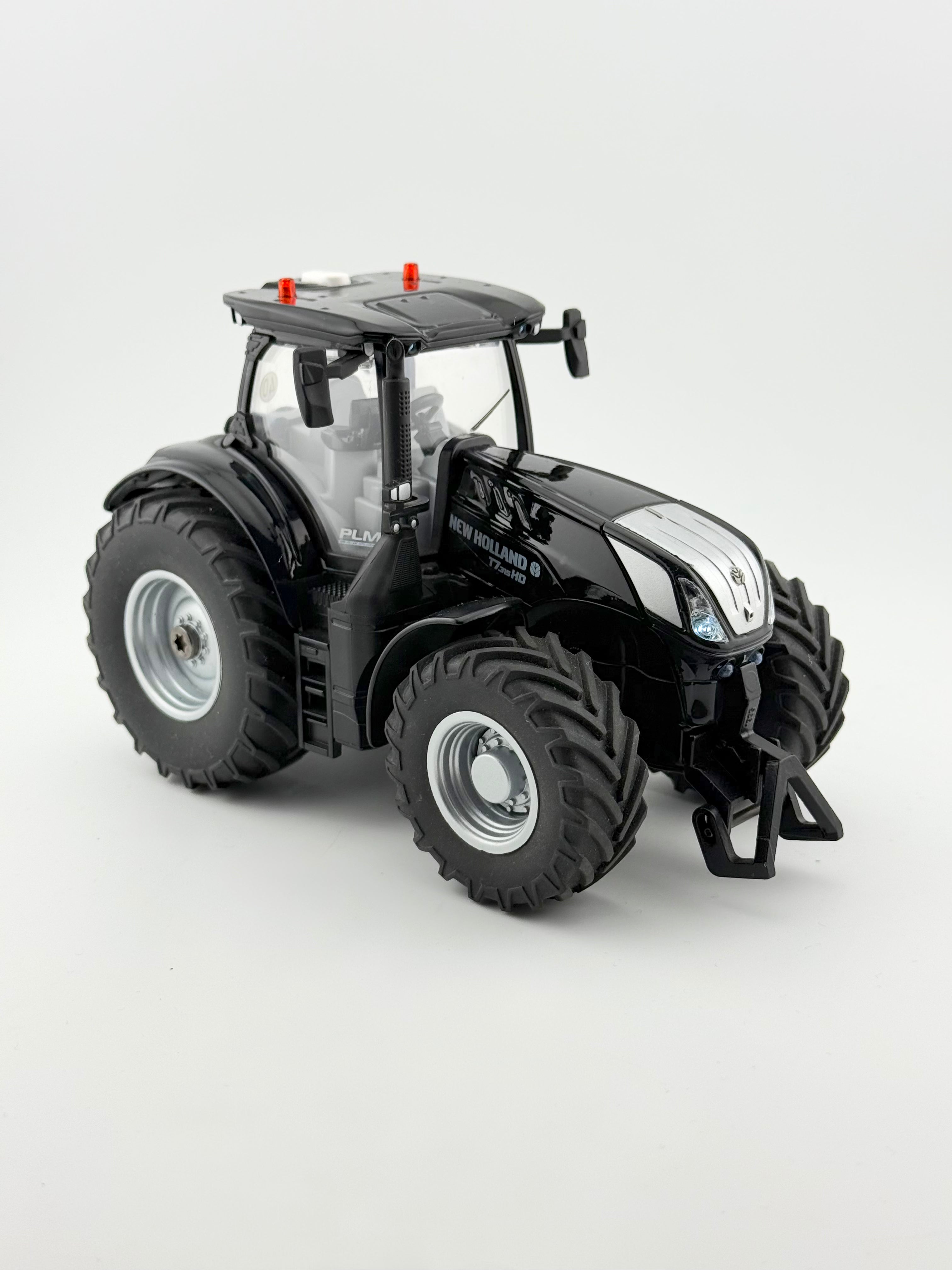 New Holland Black Beauty schwarz lackiert
