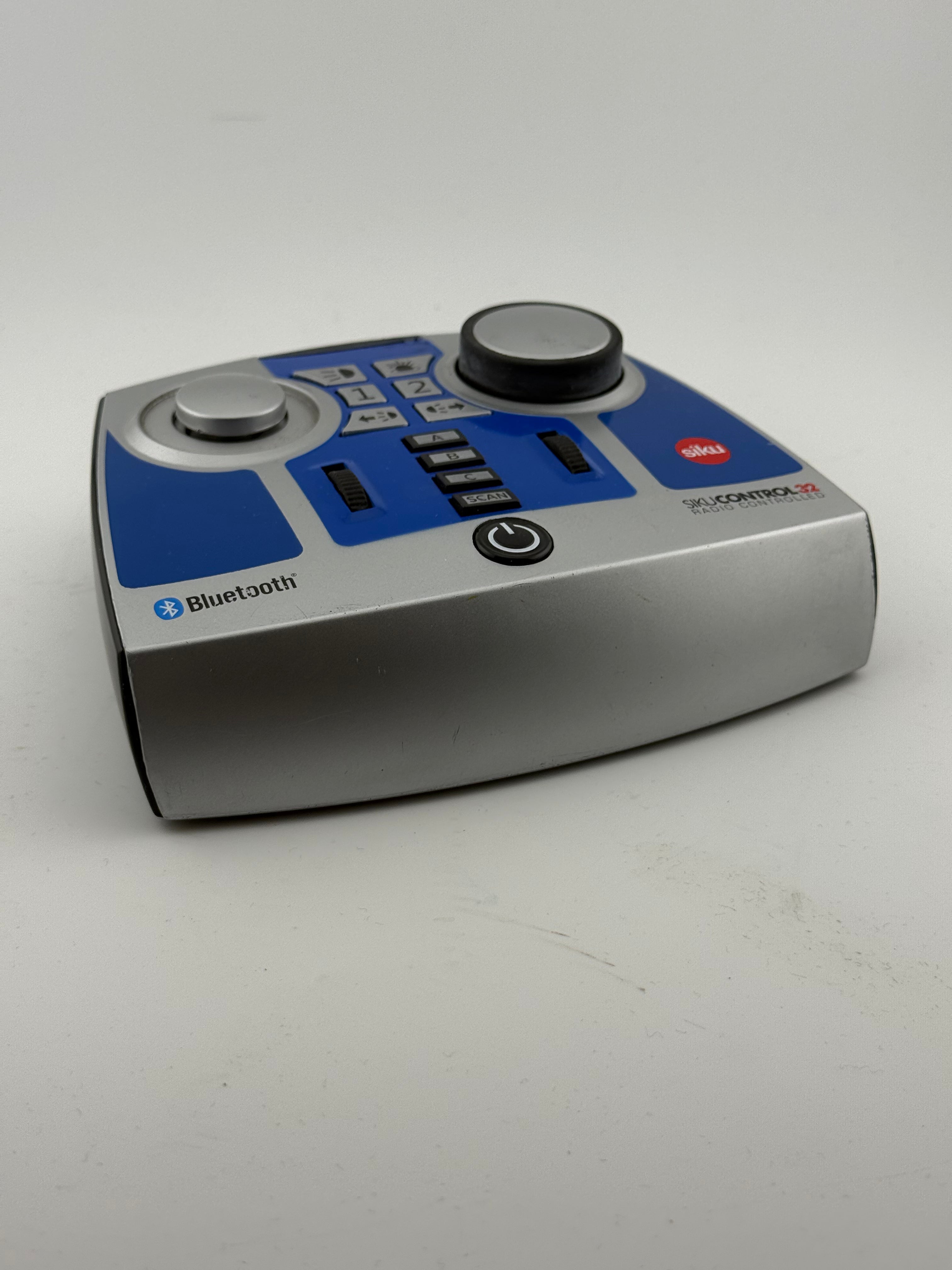 Original SIKU Control 6730 Bluetooth Fernbedienung für SIKU Control Modelle im Maßstab 1:32.